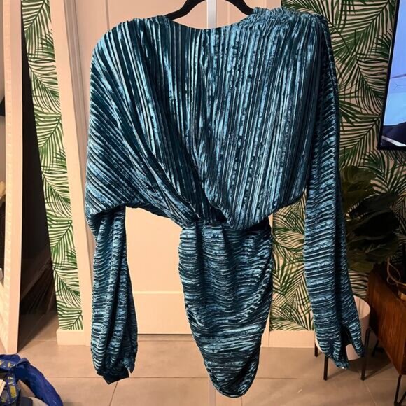 NBD Illusion Women's Teal Blue Shoulder Pad Wrap Velvet Mini Dress Size Xl - Picture 3 of 10
